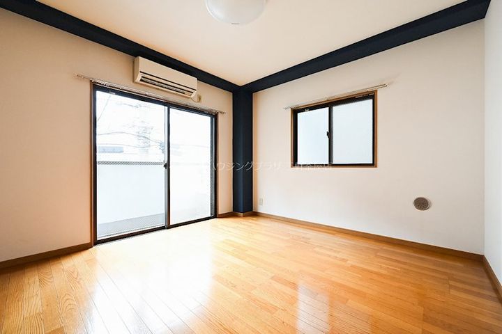 東京都世田谷区桜3(マンション)の賃貸物件の居間