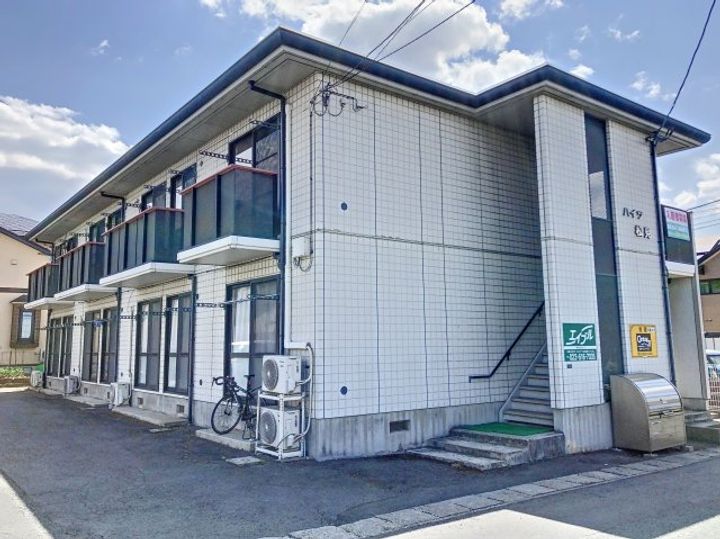 ハイツ松見の外観