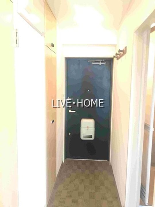 東京都中野区中央5(マンション)の賃貸物件の玄関