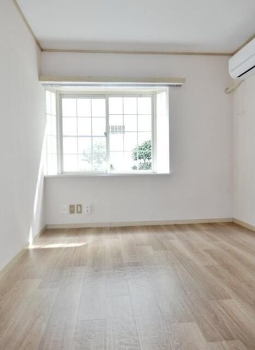 東京都豊島区目白2(アパート)の賃貸物件の居間