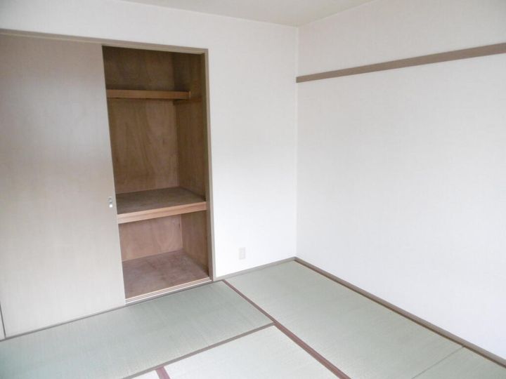 サンビレッジレグルスガーデンG棟の内装