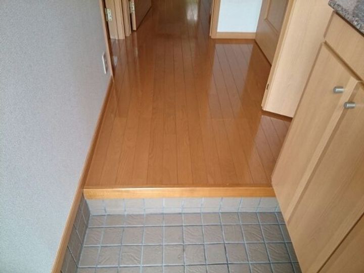 コータ・コートの玄関