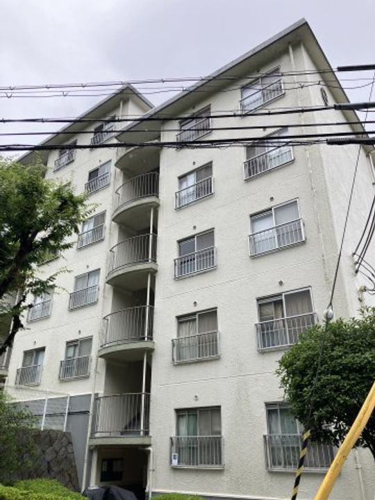 須磨一ノ谷グリーンハイツG棟の外観