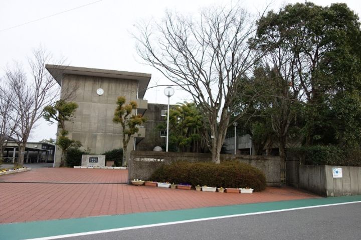 ピースフルハウス桂の周辺