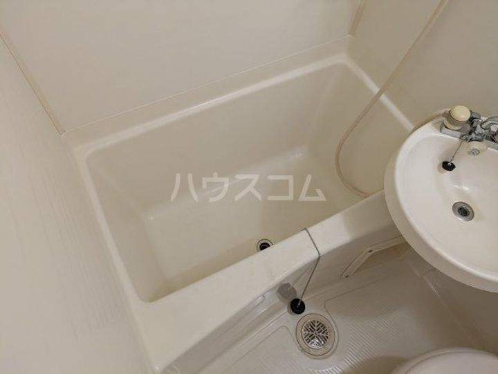 ホワイト指金の風呂