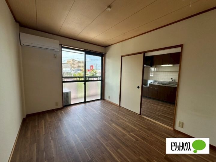 フォブール有楽の居間