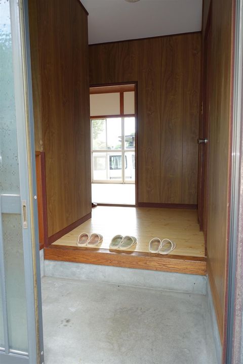 長野県長野市桐原2(一戸建)の賃貸物件の玄関