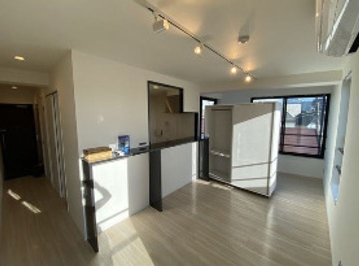 88.SANGENJAYAの内装