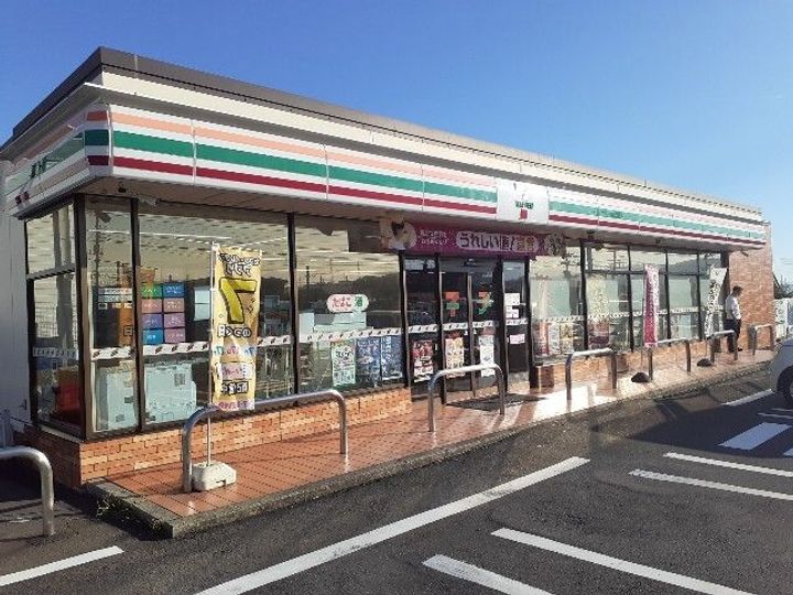 フェリス・カーサBの周辺