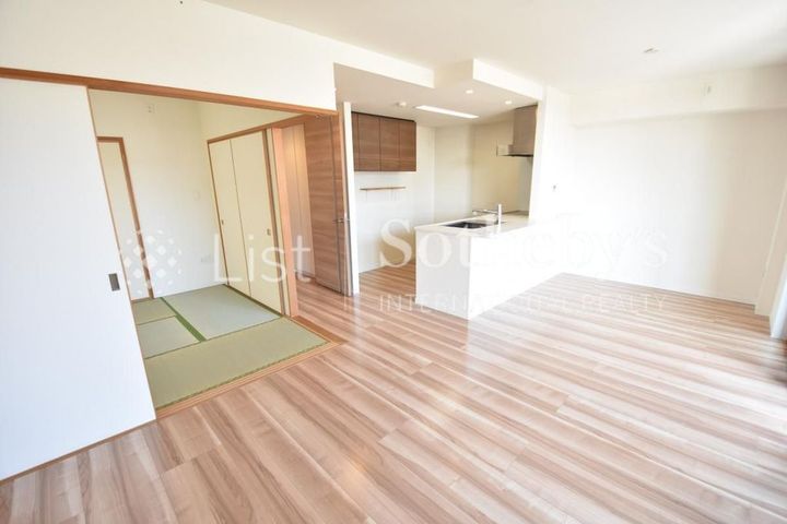 リストレジデンス藤が丘オアシスの居間