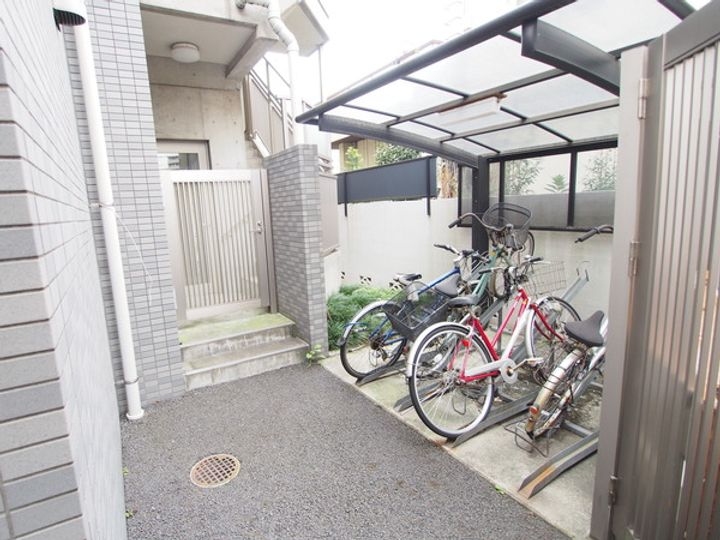 リバティ竹の塚の地図