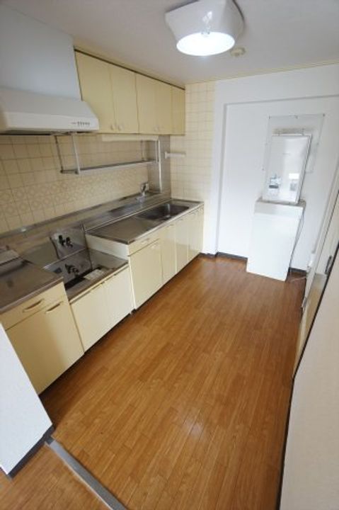 志木ニュータウン東の森壱番街6号棟のキッチン