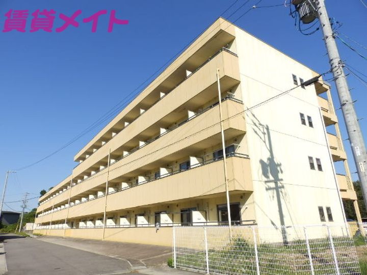 亀山マンションB棟の外観