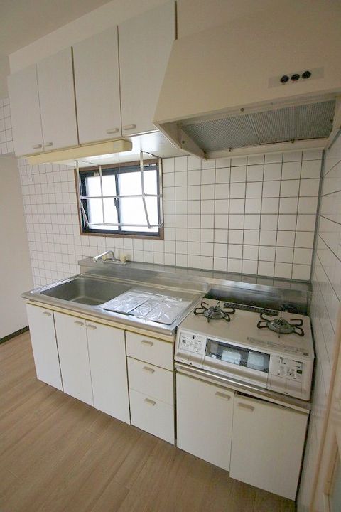 西田ビルのキッチン