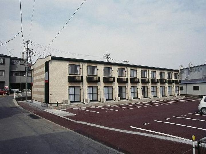 レオパレス伏見の外観