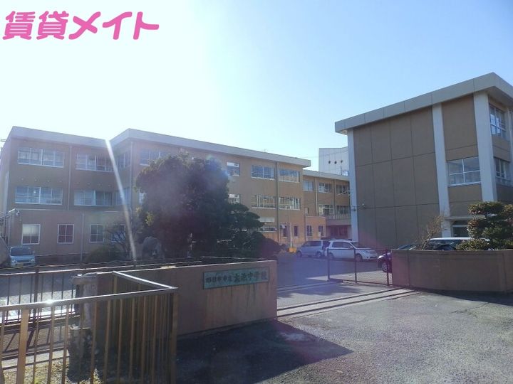 三重県四日市市あがたが丘2(一戸建)の賃貸物件の周辺