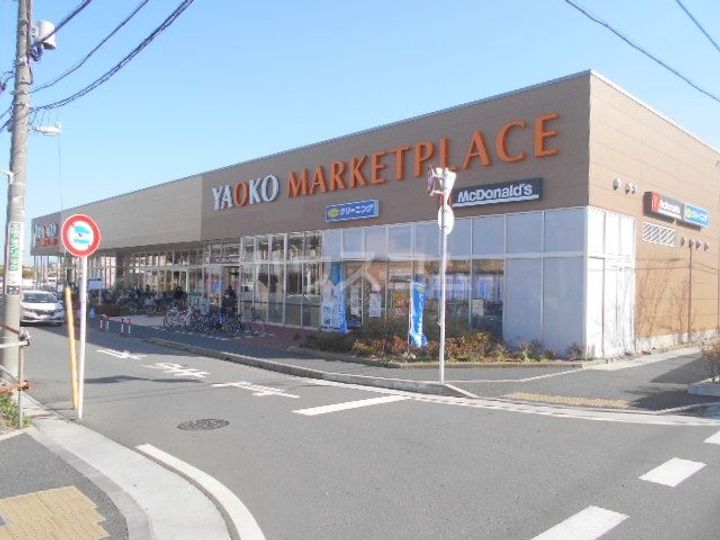 パレドール・イーストの周辺