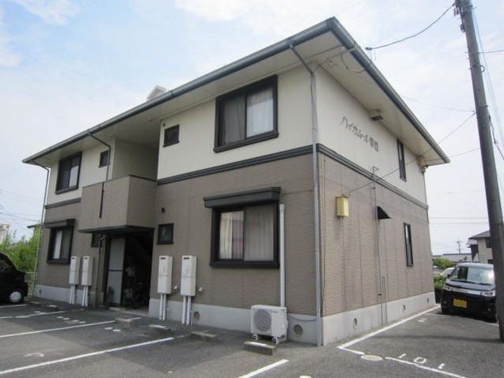 ハイカムール華浦の外観