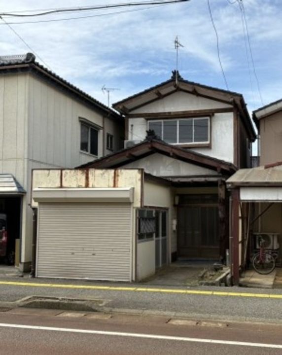 新潟県柏崎市西本町1(一戸建)の賃貸物件の外観