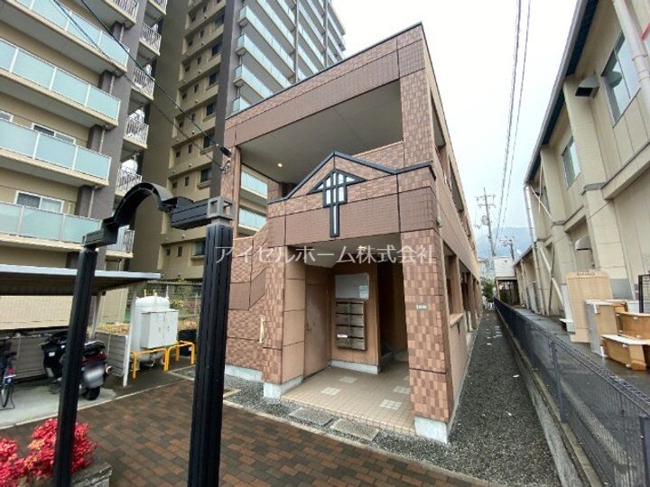 広島県呉市広駅前2(マンション)の賃貸物件の外観