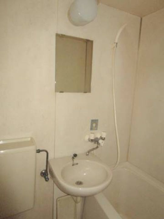 広島県広島市中区鶴見町(マンション)の賃貸物件の内装