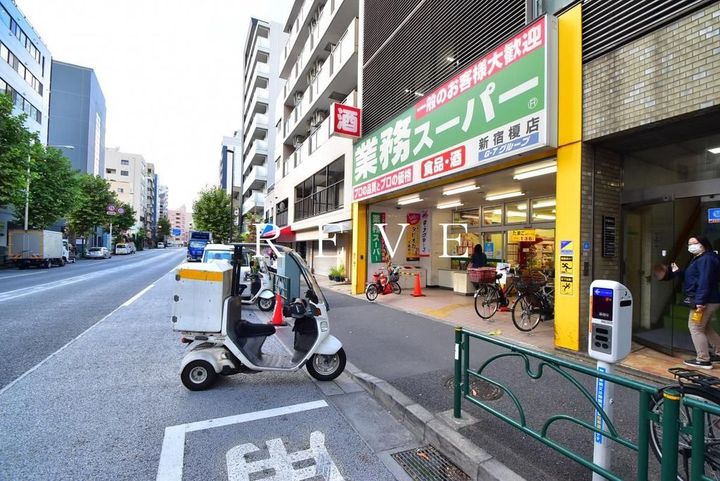アコリエンテの周辺