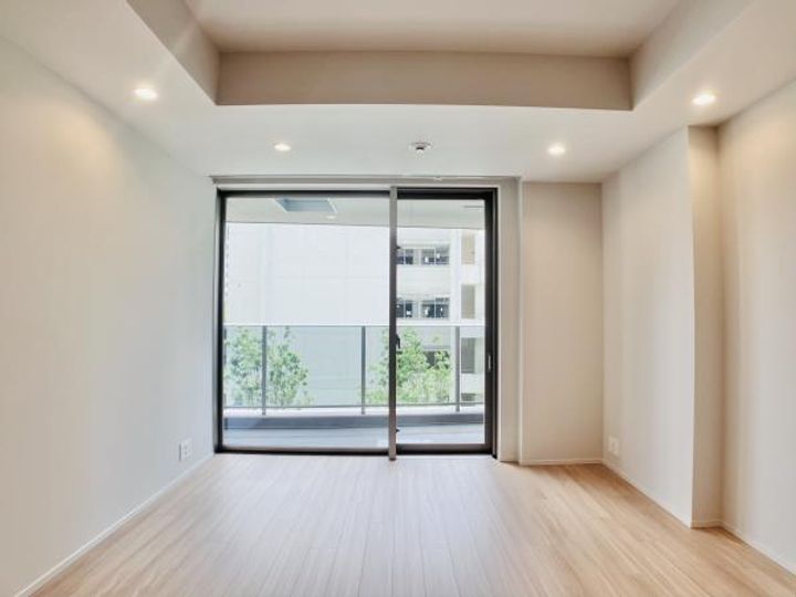 東京都港区三田1(マンション)の賃貸物件の居間