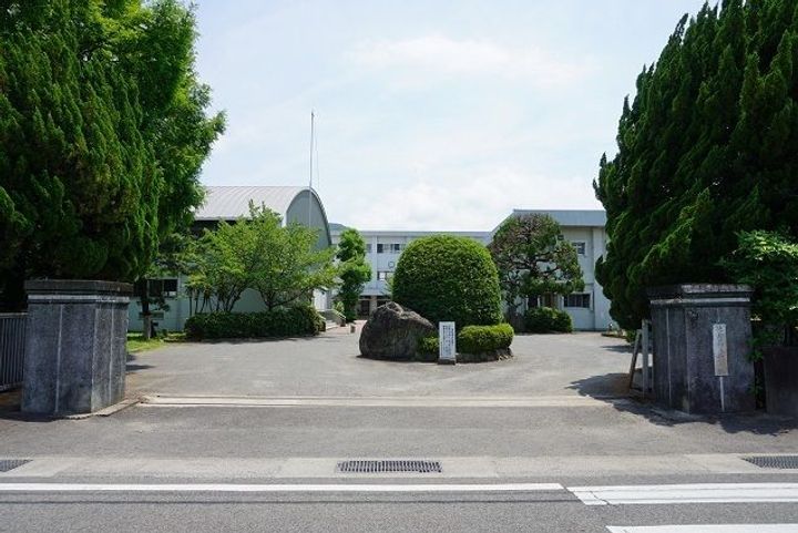 クラールプレディエCの周辺