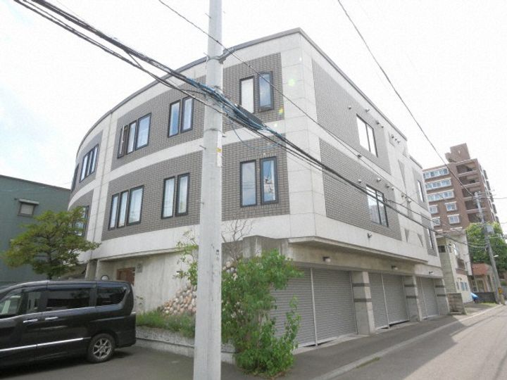 北海道札幌市中央区北三条西24(アパート)の賃貸物件の外観