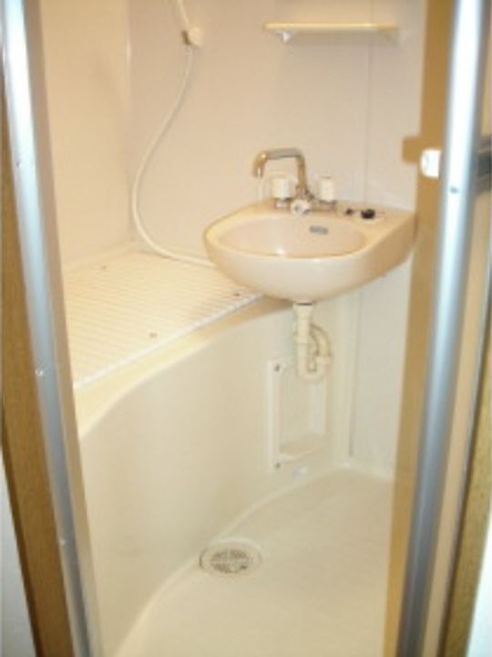 メゾンマレヴォワールの風呂