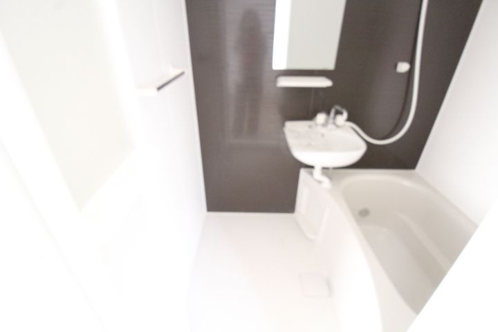 H&Y BLANCHEの風呂