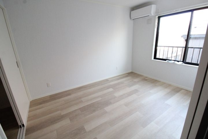 H&Y BLANCHEの居間