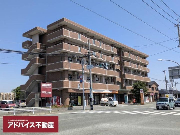 ルミエールガーデンI番館の外観