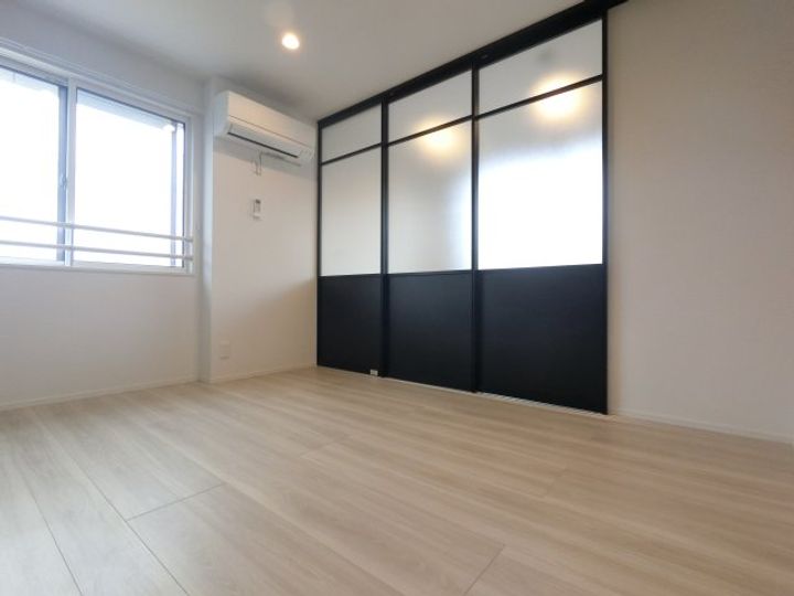 D-ROOM南花園の居間