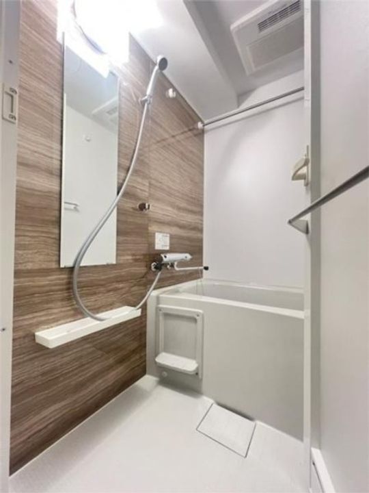 HY′s MINOWA IIの風呂