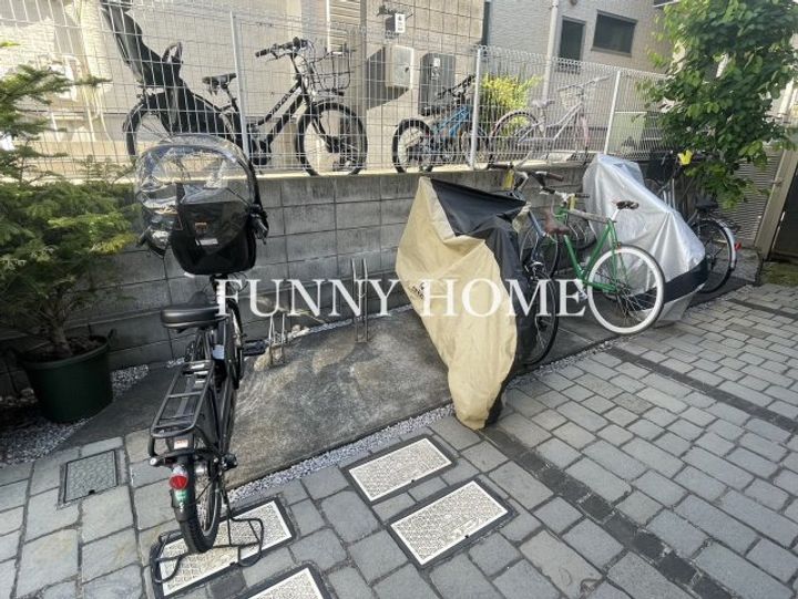 ヒルズ三宿の地図