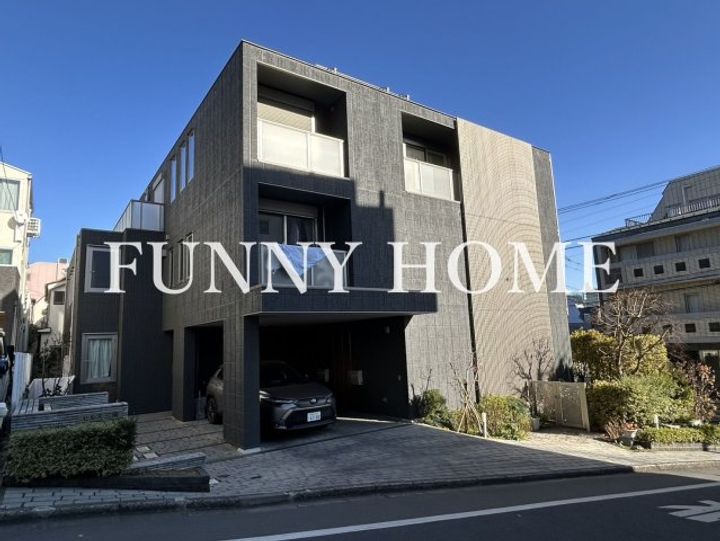 ヒルズ三宿の外観