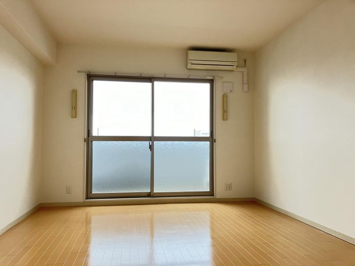 ベルメゾン・エグレットの居間