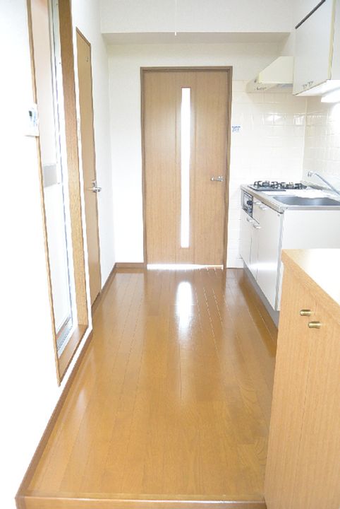 イーストサイドミネ2の玄関