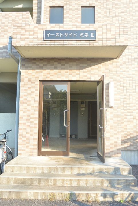 イーストサイドミネ2の地図