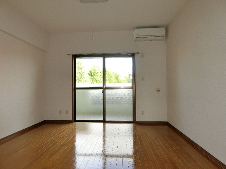 イーストサイドミネ2の居間