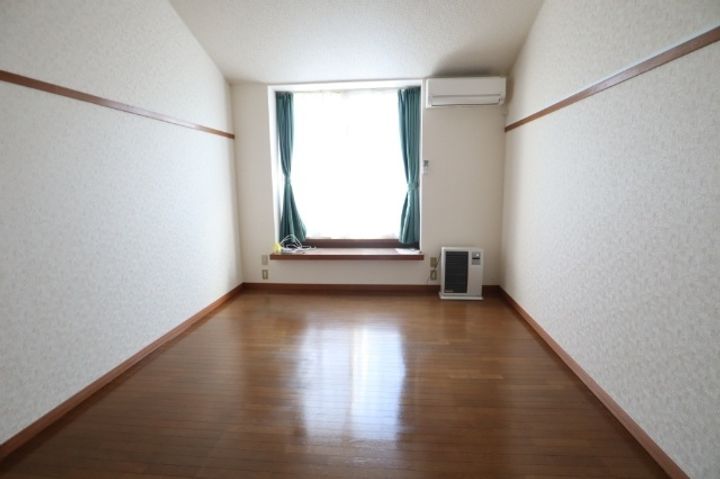 グリーンハウスKの居間