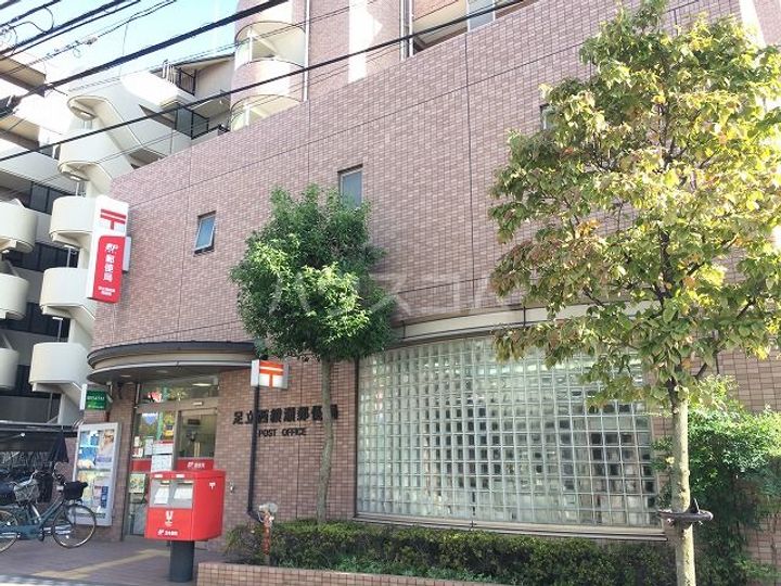 アルバティアラの周辺