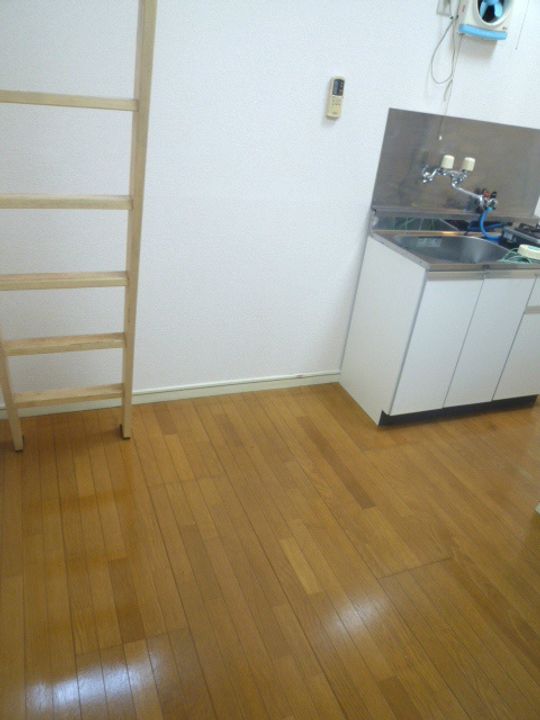 アベニュー南の内装