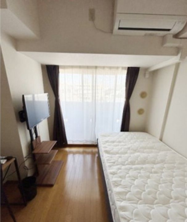 東京都新宿区住吉町(マンション)の賃貸物件の居間