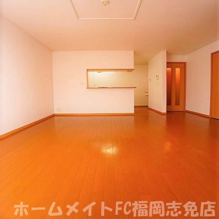 福岡県糟屋郡粕屋町花ヶ浦3(アパート)の賃貸物件の居間