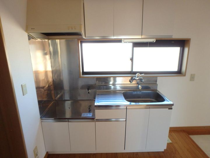 プレステージ休塚のキッチン