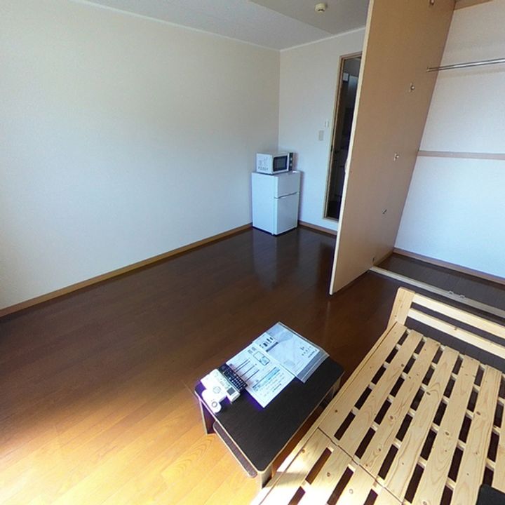 レオパレスソレイユの居間