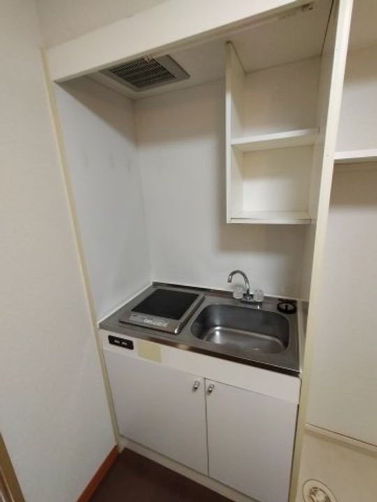 レオパレスMITOIIのキッチン