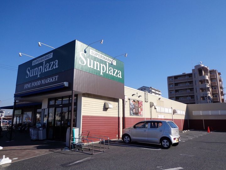 メルシーの周辺